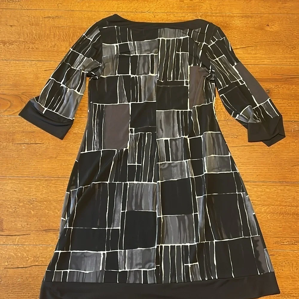Papillon Blanc Large  dress black and gray pattern 3/4 sleeve dress
